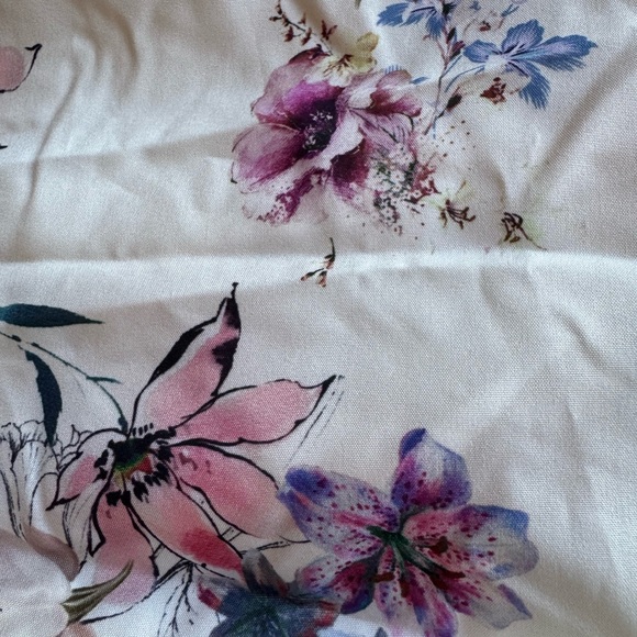 Unique Vintage Floral Patterned Dress - Picture 7 of 8